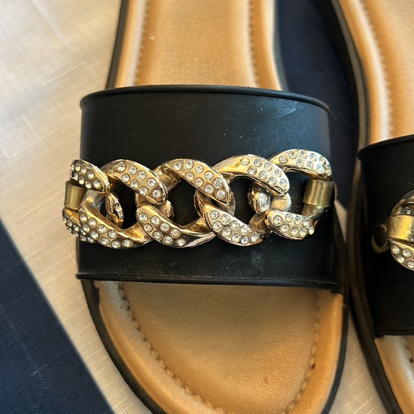 ARDENE black sandals with gold chain decor size 7 - Picture 5 of 7